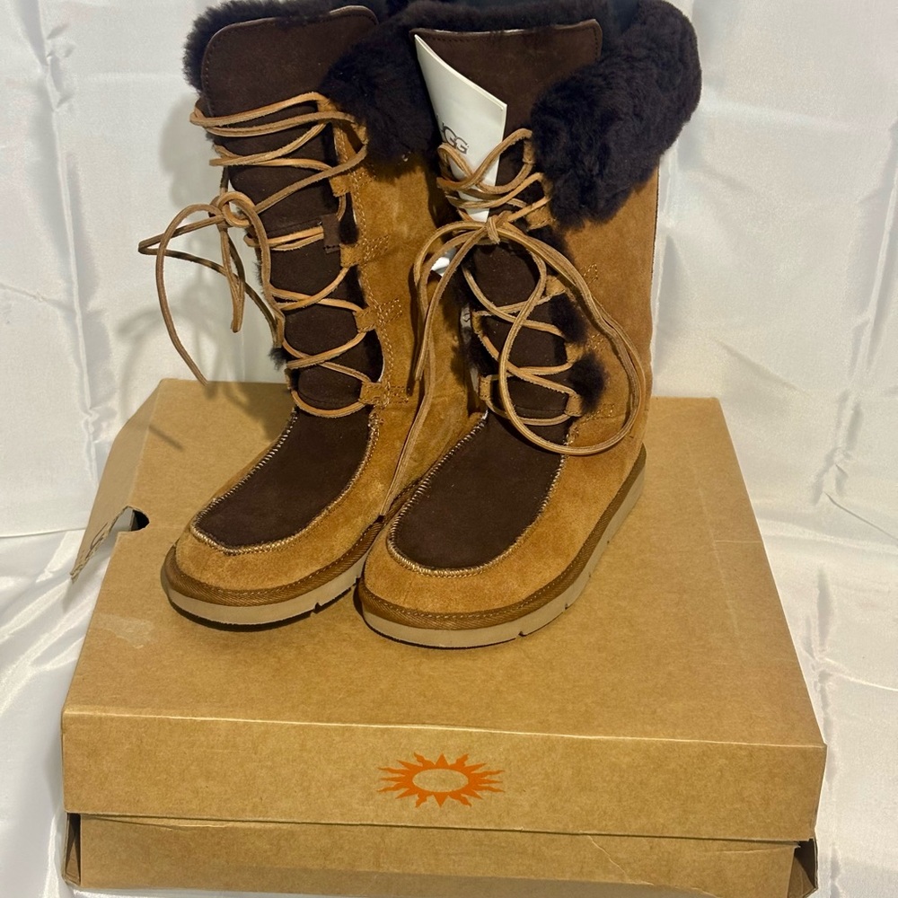 UGG Whitley